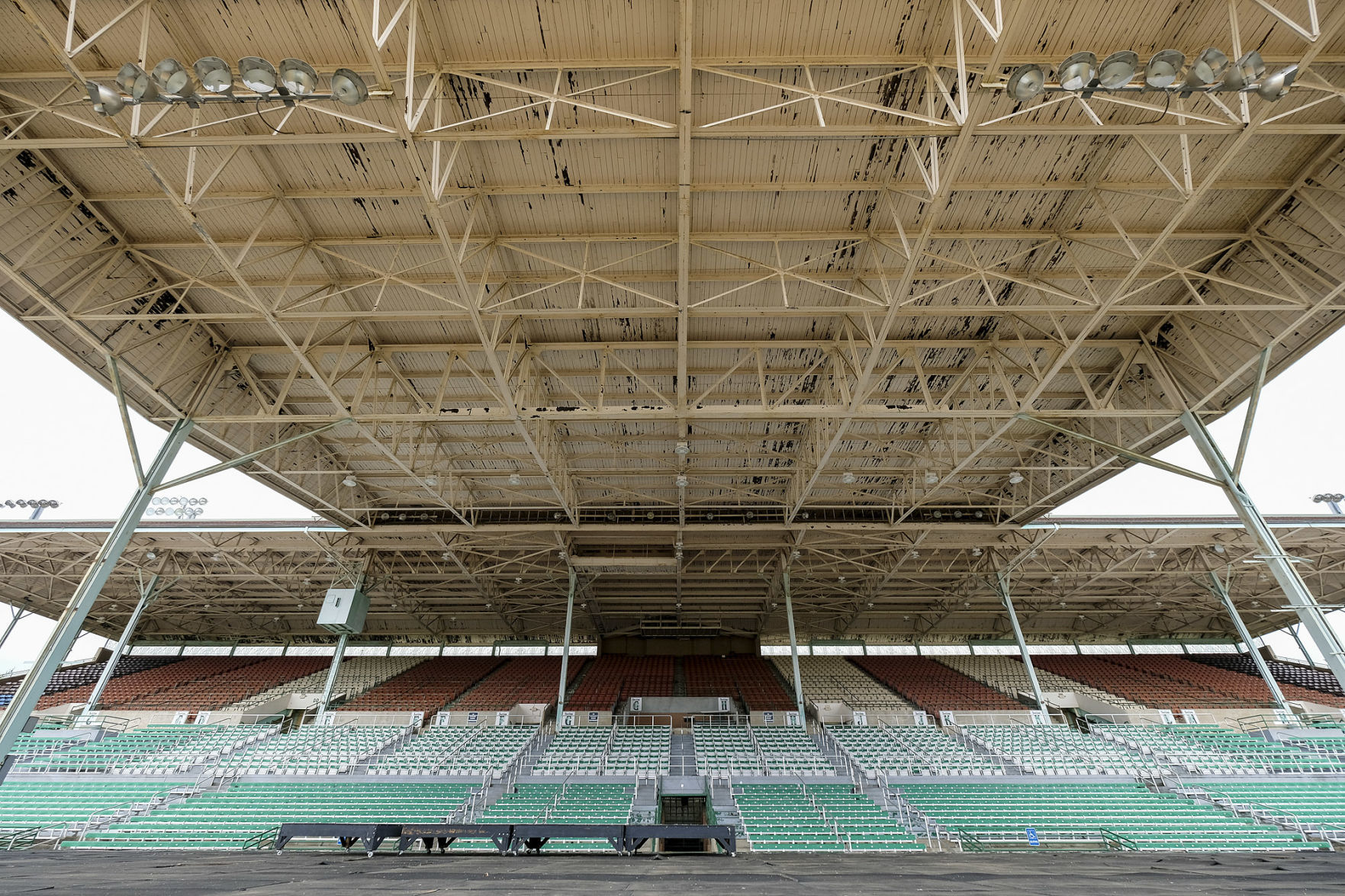 Du Quoin State Fairgrounds grandstand